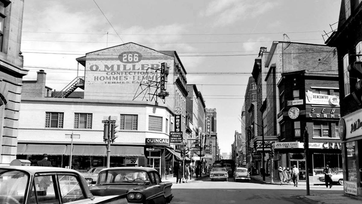 Saint-Roch dans les années 1960 (33) : intersection des rues Dorchester et Saint-Joseph Est | 22 septembre 2019 | Article par Jean Cazes