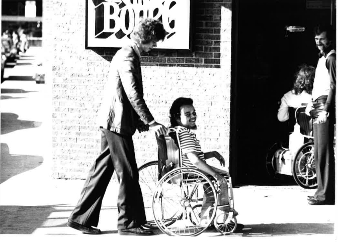 Le documentaire du Carrefour familial des personnes handicapées fait notamment une rétrospective des luttes sociales des années 1970.