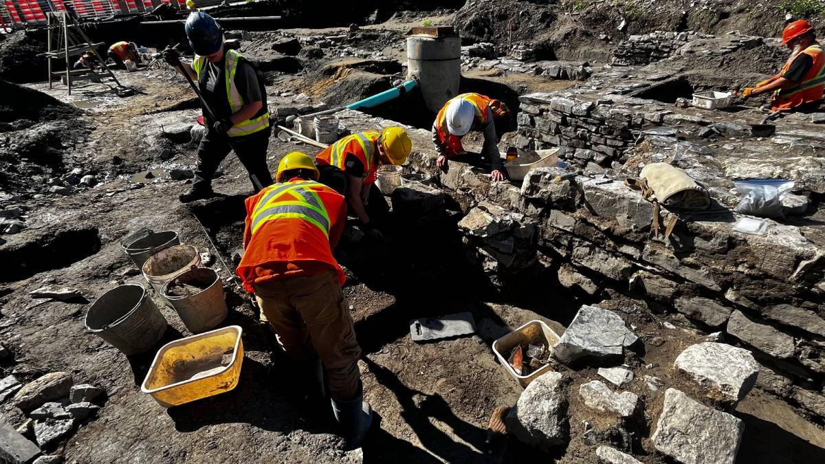 Tramway : des dizaines de milliers d'artefacts trouvés près du futur pôle d'échanges de Saint-Roch | 1 septembre 2023 | Article par Thomas Verret